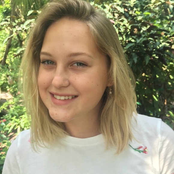 Meet your Posher, Trinity - Picture 1 of 1